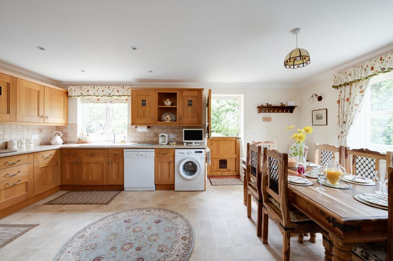 Oak Tree Cottage, Charming, Rural New Forest Home 볼드르 외부 사진