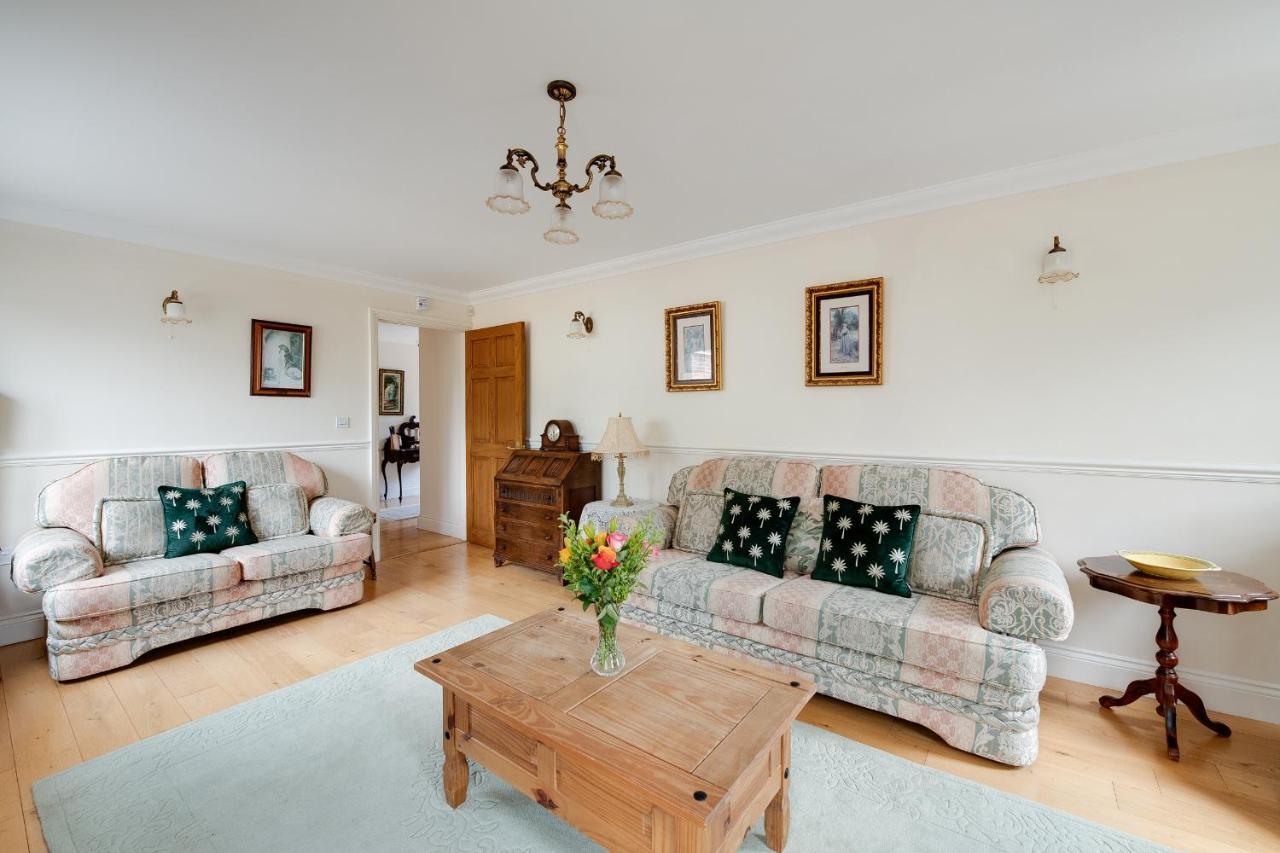 Oak Tree Cottage, Charming, Rural New Forest Home 볼드르 외부 사진